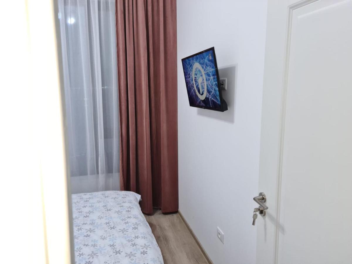 Ferienwohnung Apartament Lucian Râmnicu Vâlcea Exterior foto