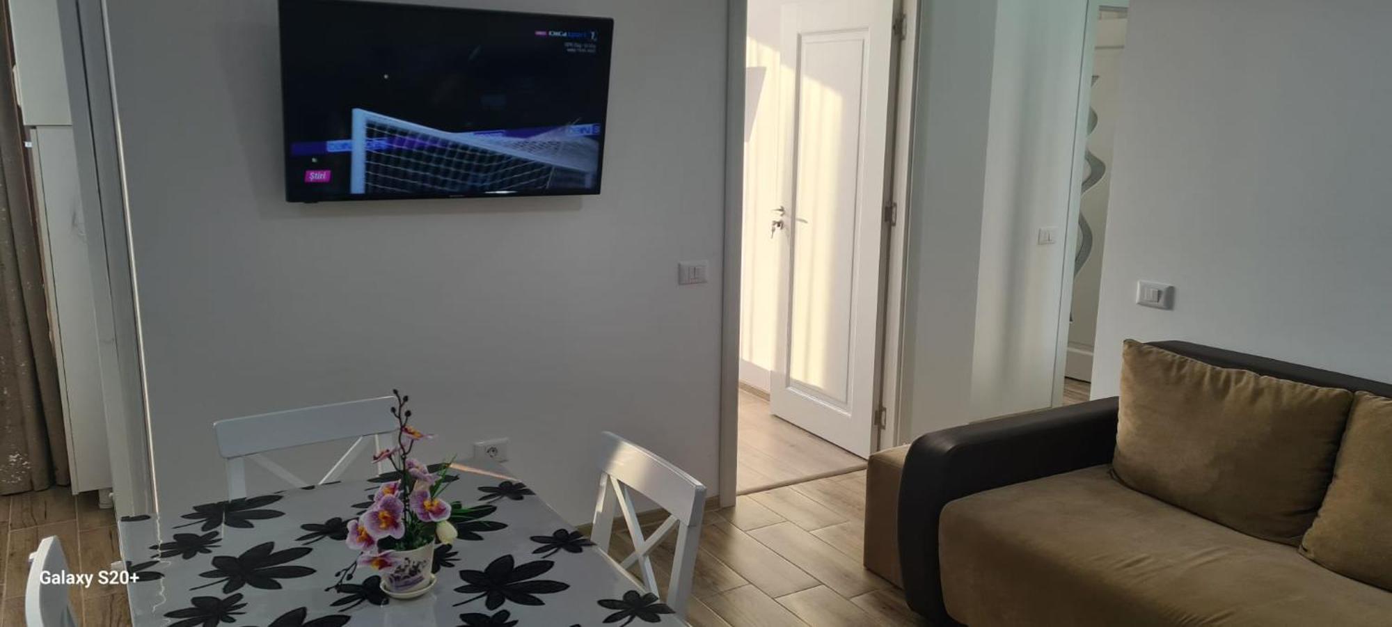 Ferienwohnung Apartament Lucian Râmnicu Vâlcea Exterior foto
